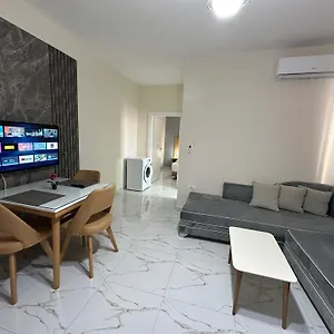 Dream , Sarandë Albania