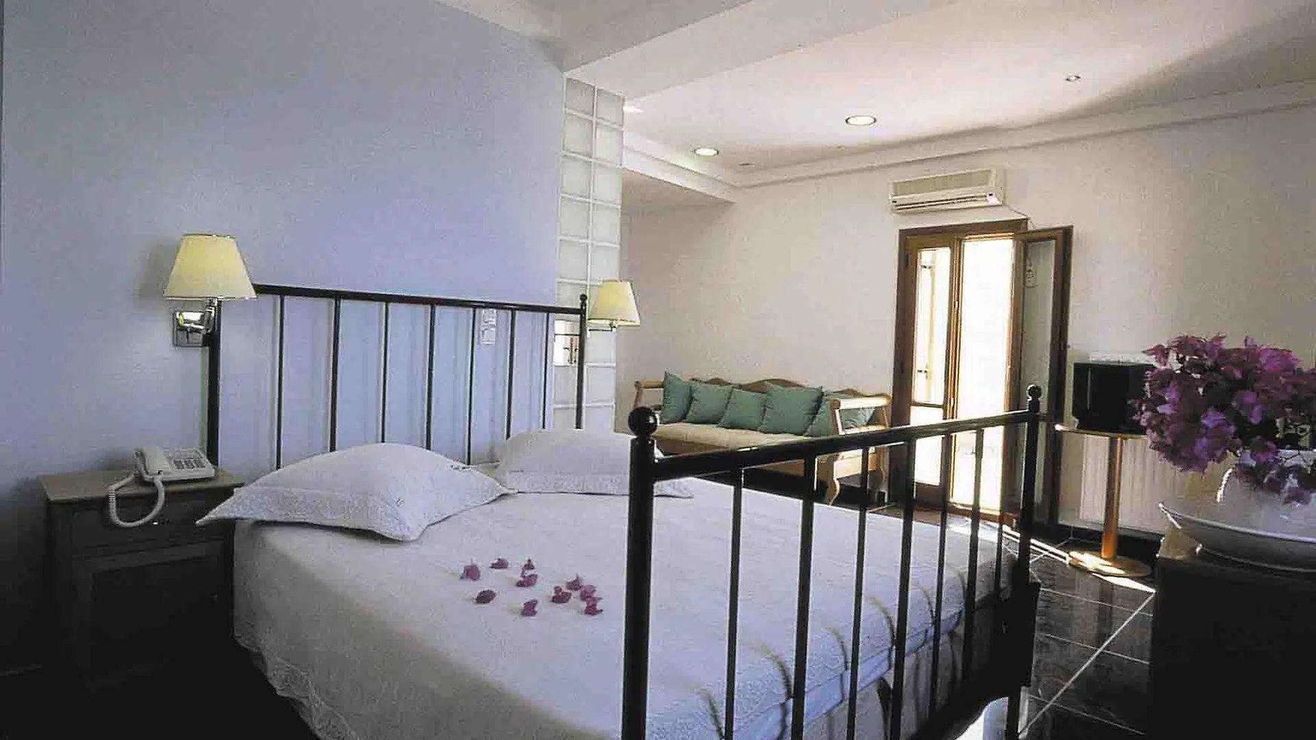 Xenios Theoxenia Hotel Ouranoupoli